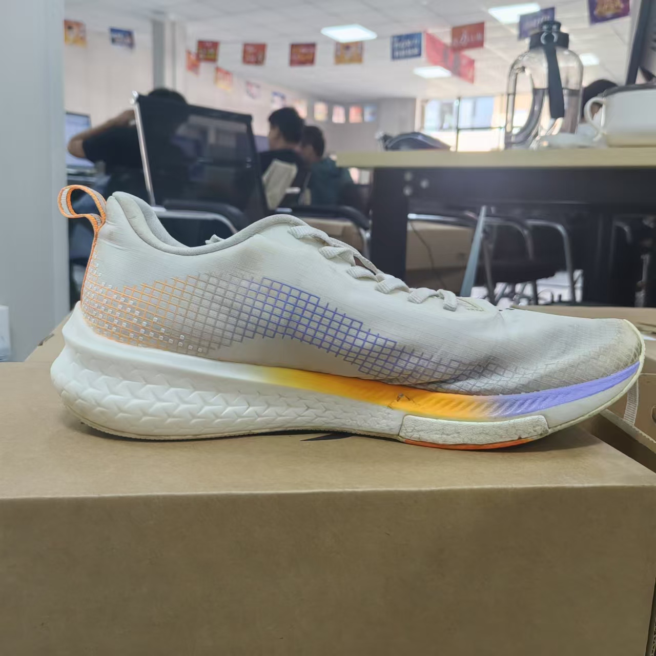 李宁瑕疵运动鞋-H102