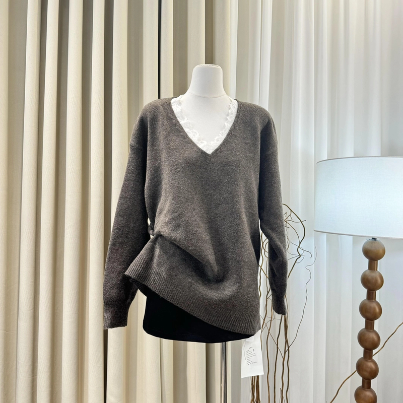 编码A157-A379慵懒风咖色蕾丝V领针织衫女中长款宽松大毛衣外套冬