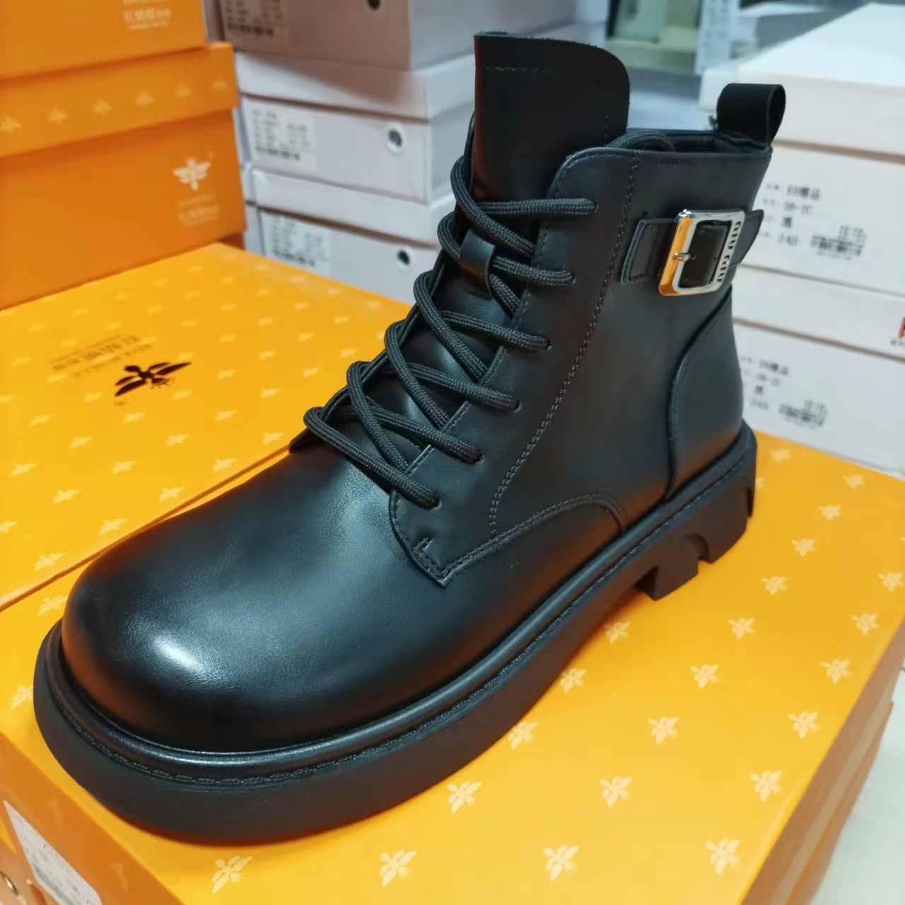 以凡推荐 休闲鞋72701