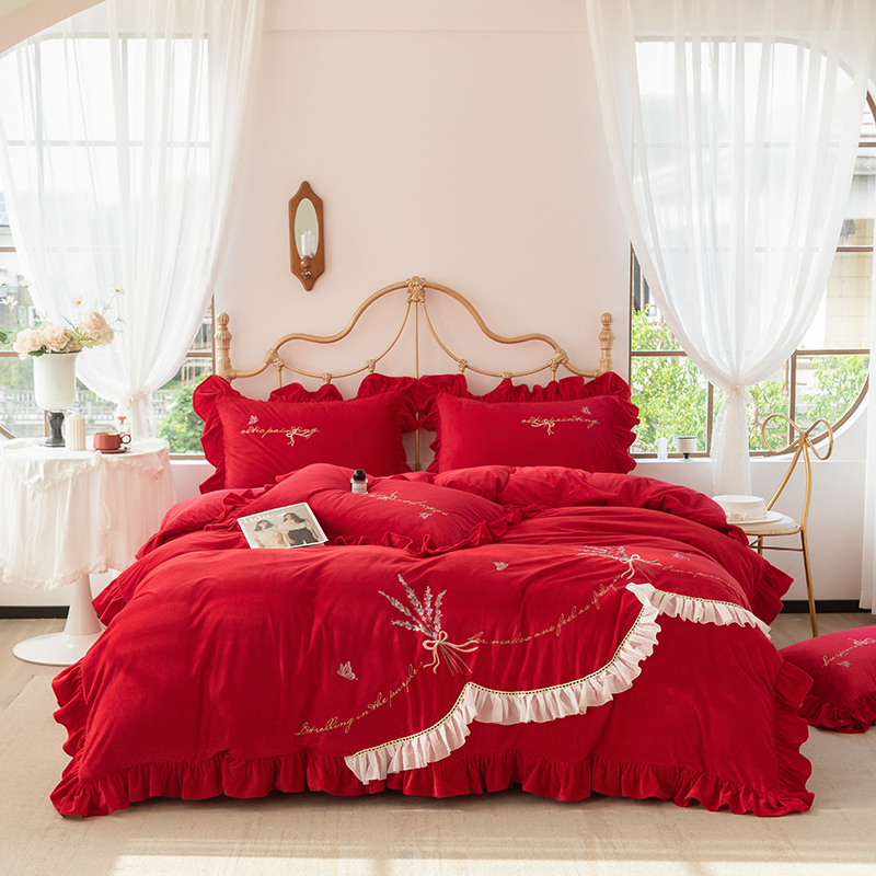 【床盖四件套】A类婴儿绒加厚韩版公主风床盖大红喜庆绣花被套床品