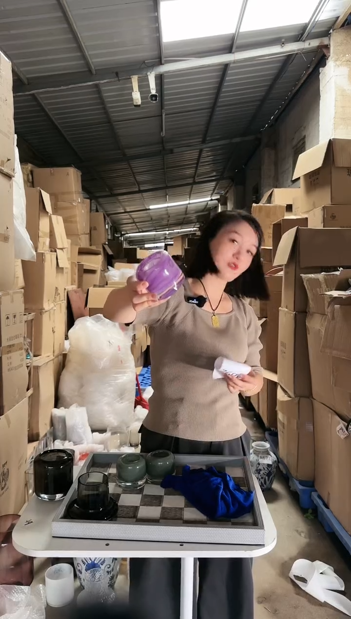 【闪购商品】691花瓶