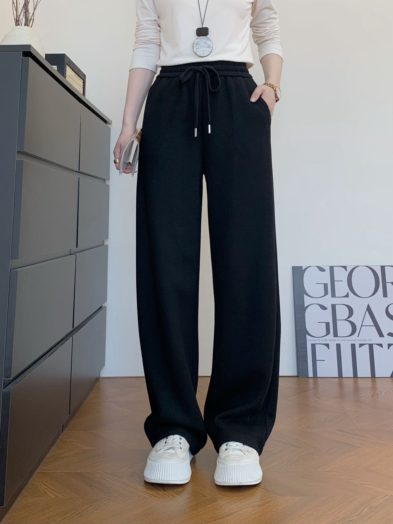 2024年秋冬新款时尚休闲裤