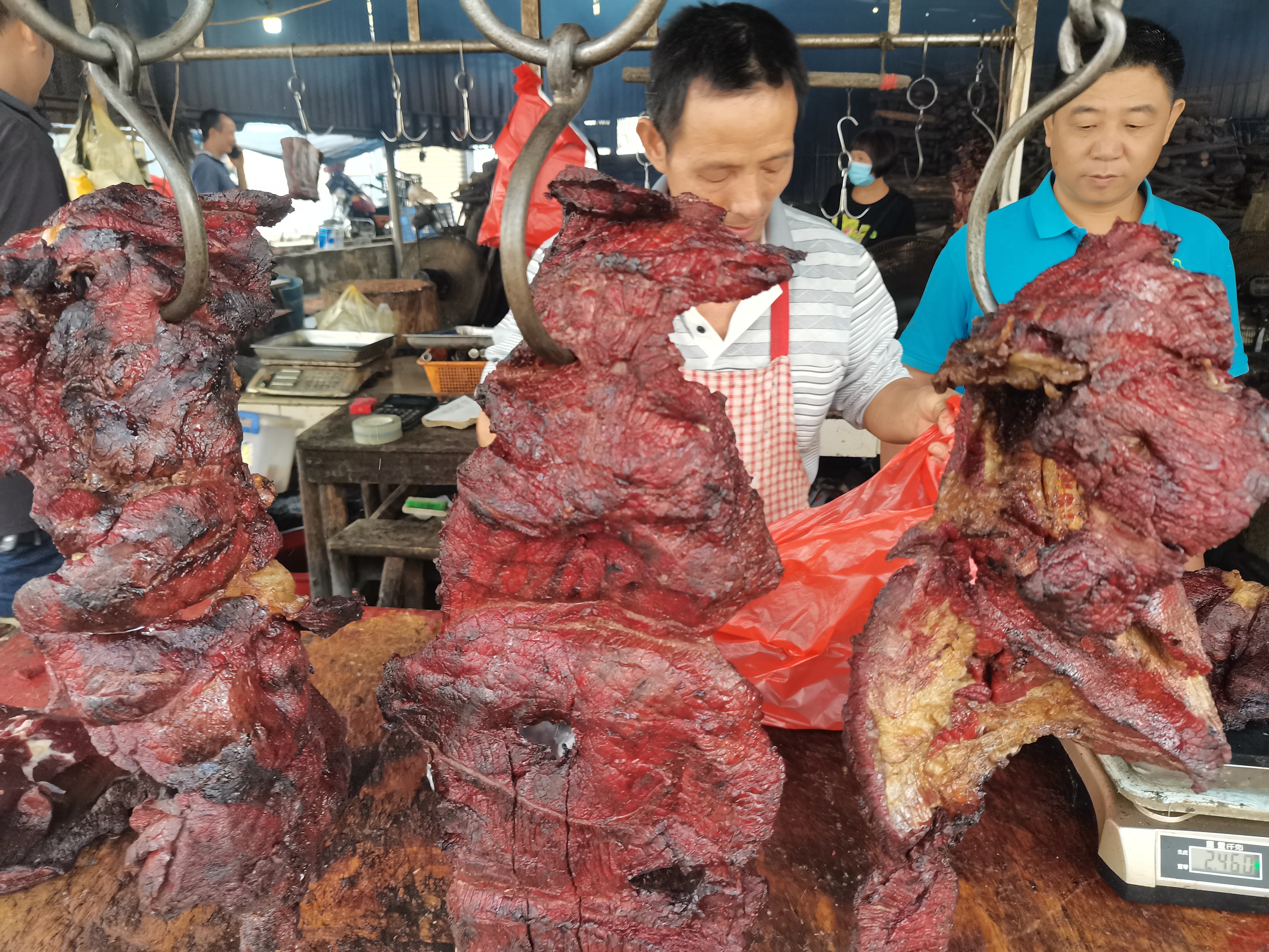 连州放养3年左右黄牛肉/牛肉干 主食山上野草无注水3斤起顺丰包邮