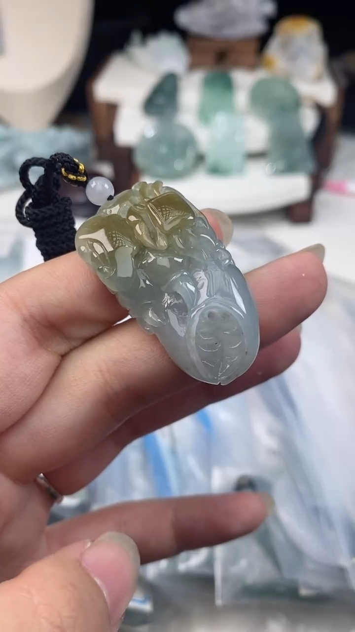 【闪购商品】翡翠蟹钳未镶嵌6552
