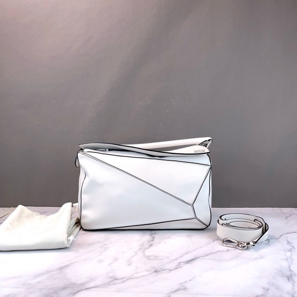 妃鱼/LOEWE/罗意威/95新/手提包/市场价28800
