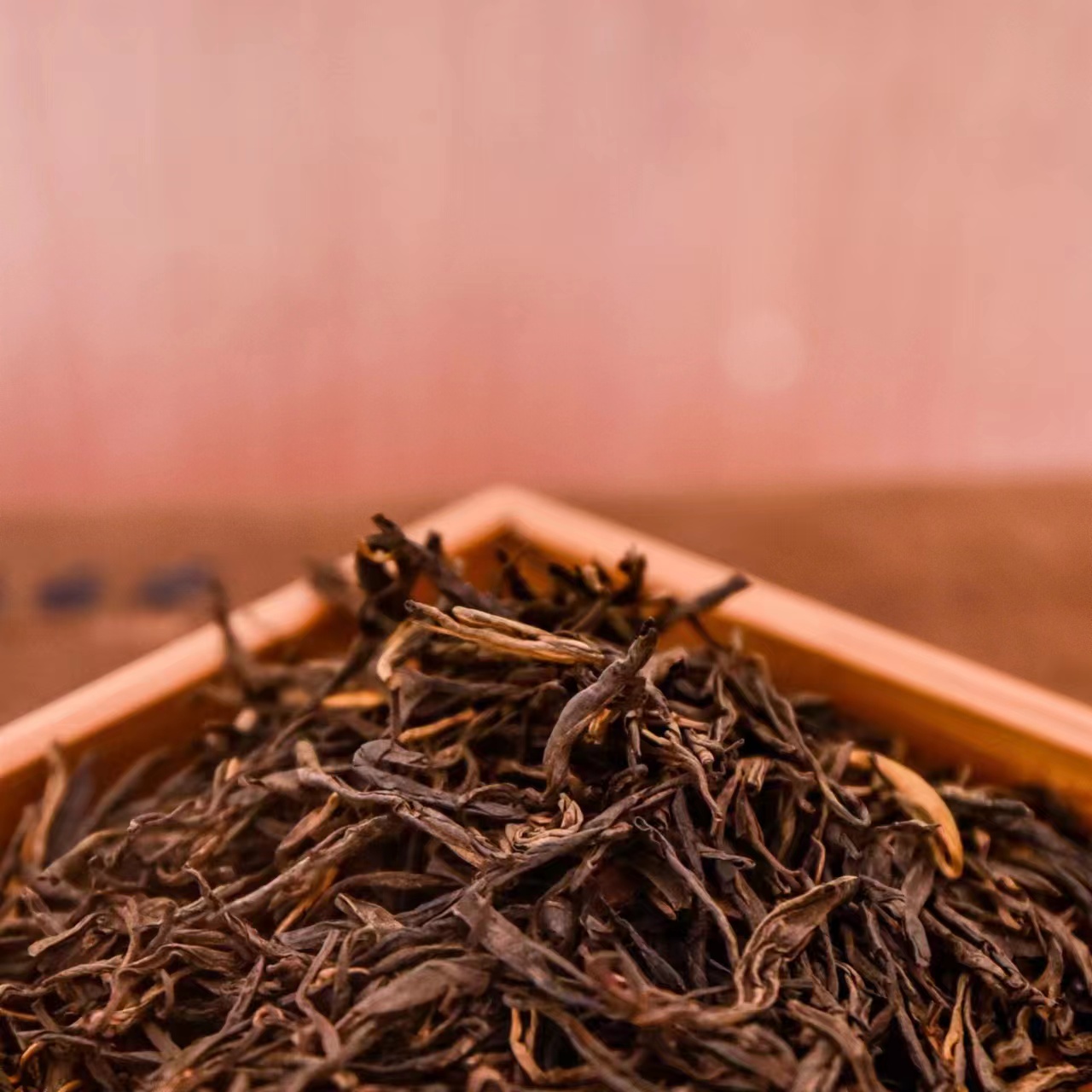 2025头春梅占弯条红茶