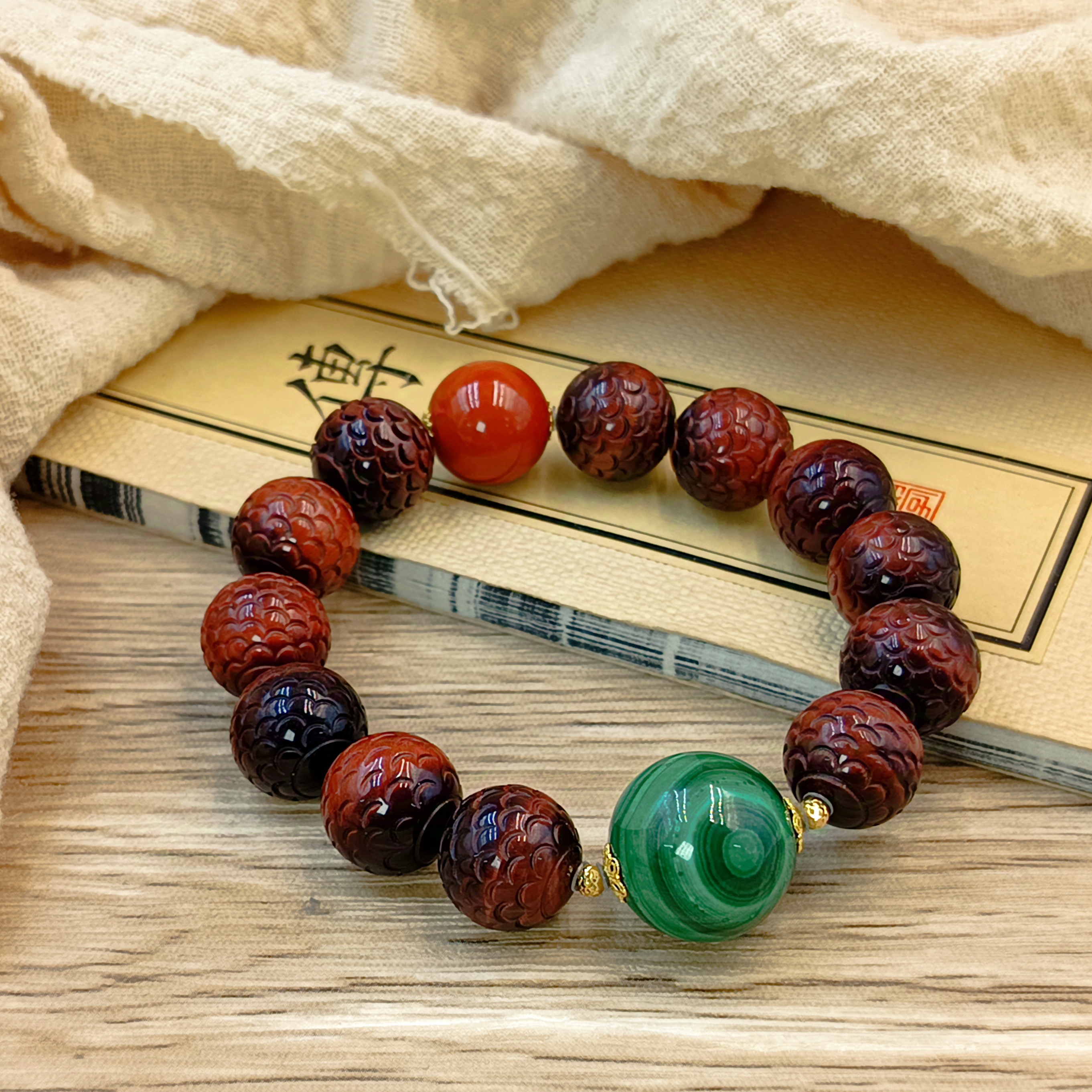 【晟伊珠宝】红虎眼灵S起Y配比手串+名+农历日期+地址（LH）