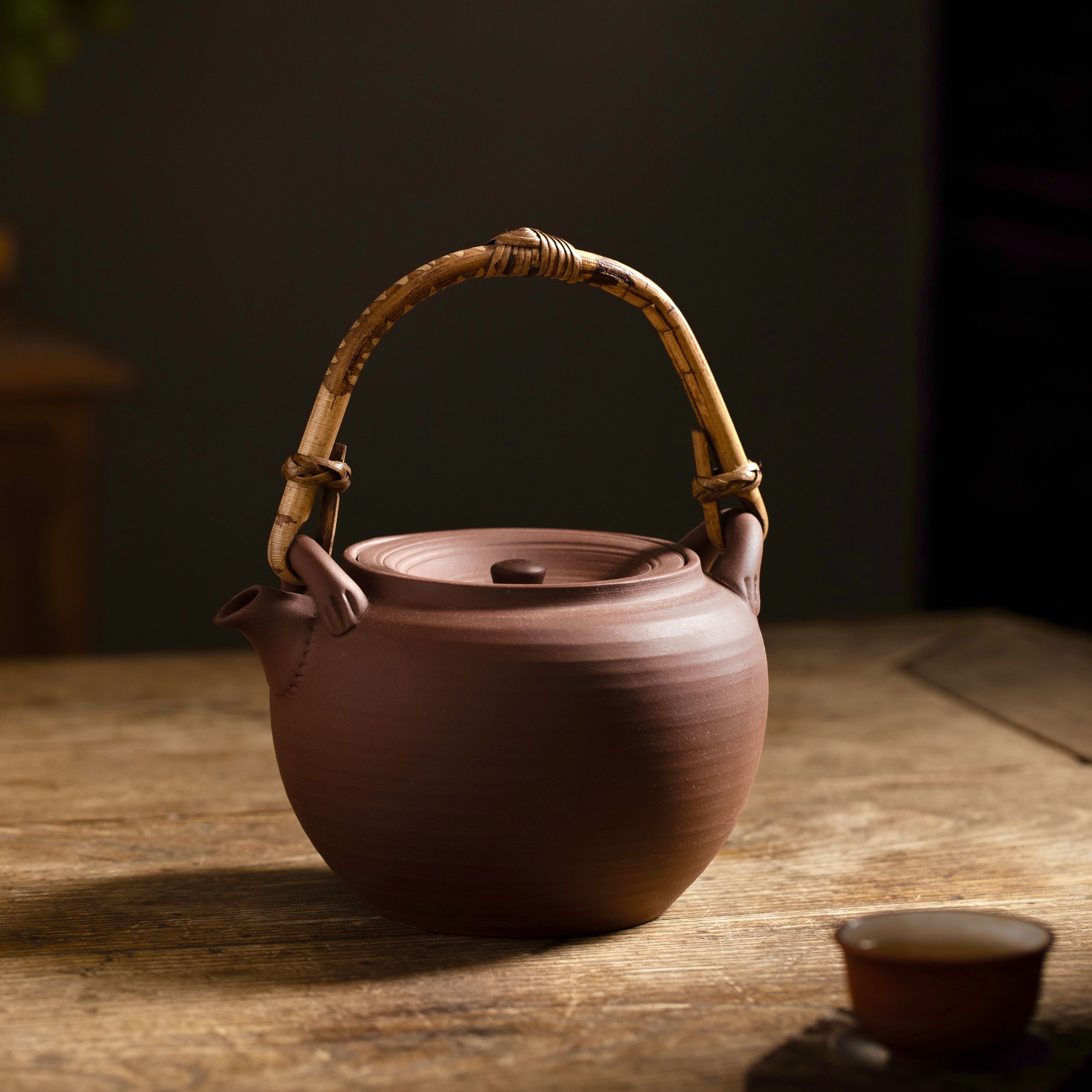 ［晓鸣］紫泥白泥煮茶壶白茶普洱煮茶器电陶炉炭火养生藤编提梁壶