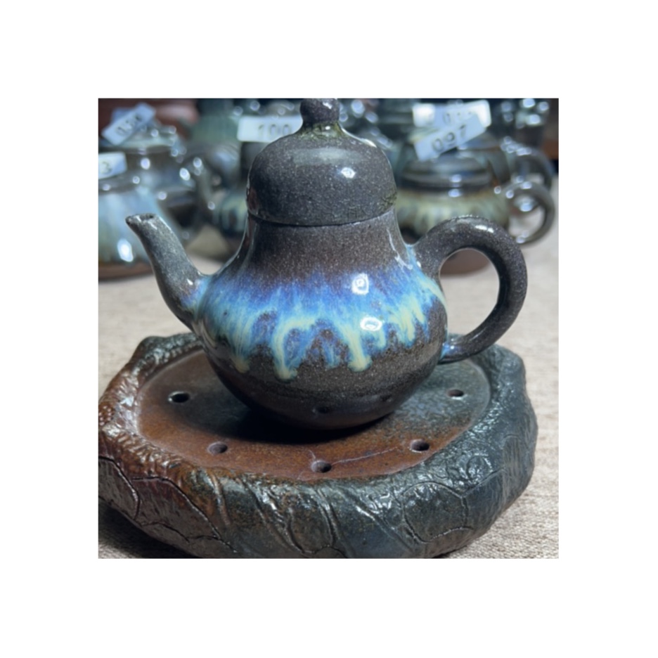 始于土，成于火，生于窑！精品紫砂柴烧蓝彩紫砂壶！精美蓝色柴烧壶！