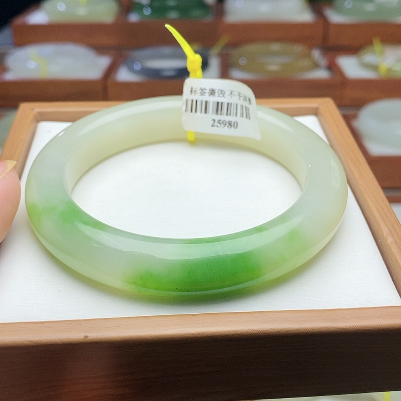【闪购商品】和田玉手镯未镶嵌薄*蓝58。