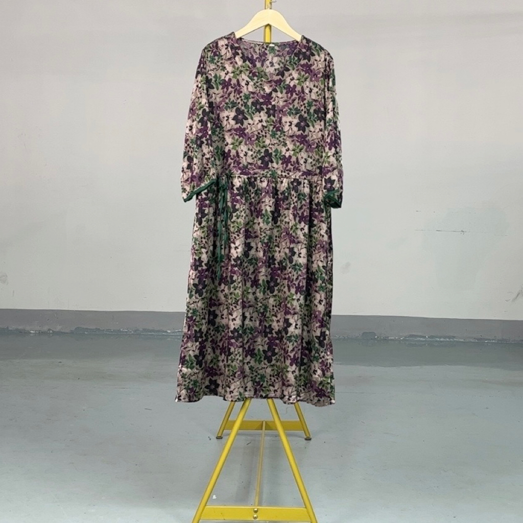 2738夏季时尚百搭气质显瘦休闲设计师花色女装连衣裙女士印花