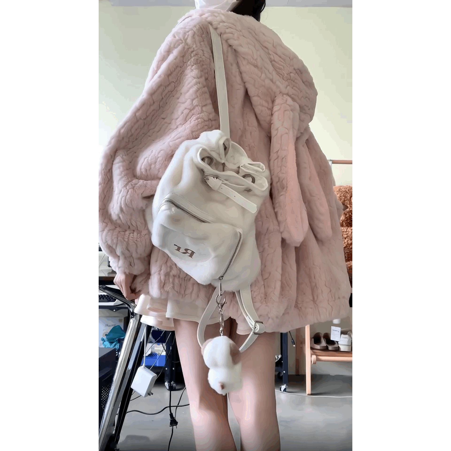 奶系甜美毛绒绒可爱兔子耳朵连帽外套女冬季新款宽松软糯棉服上衣