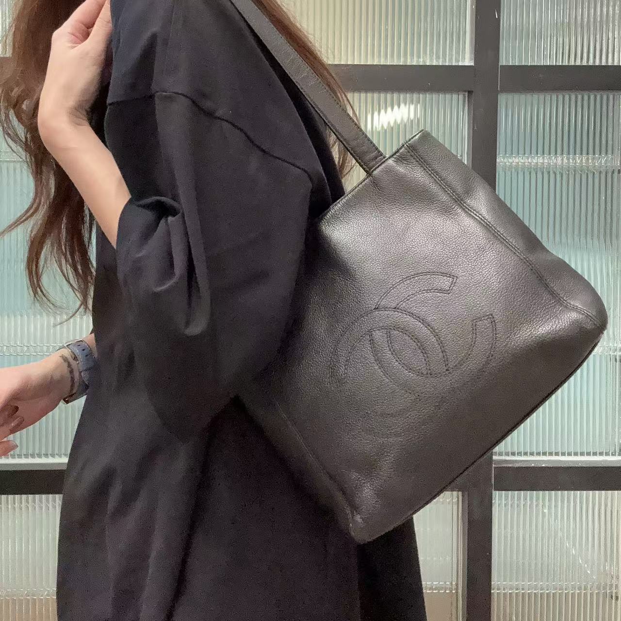95新 Chanel/香奈儿 【蕾】 3FW716 黑色托特包