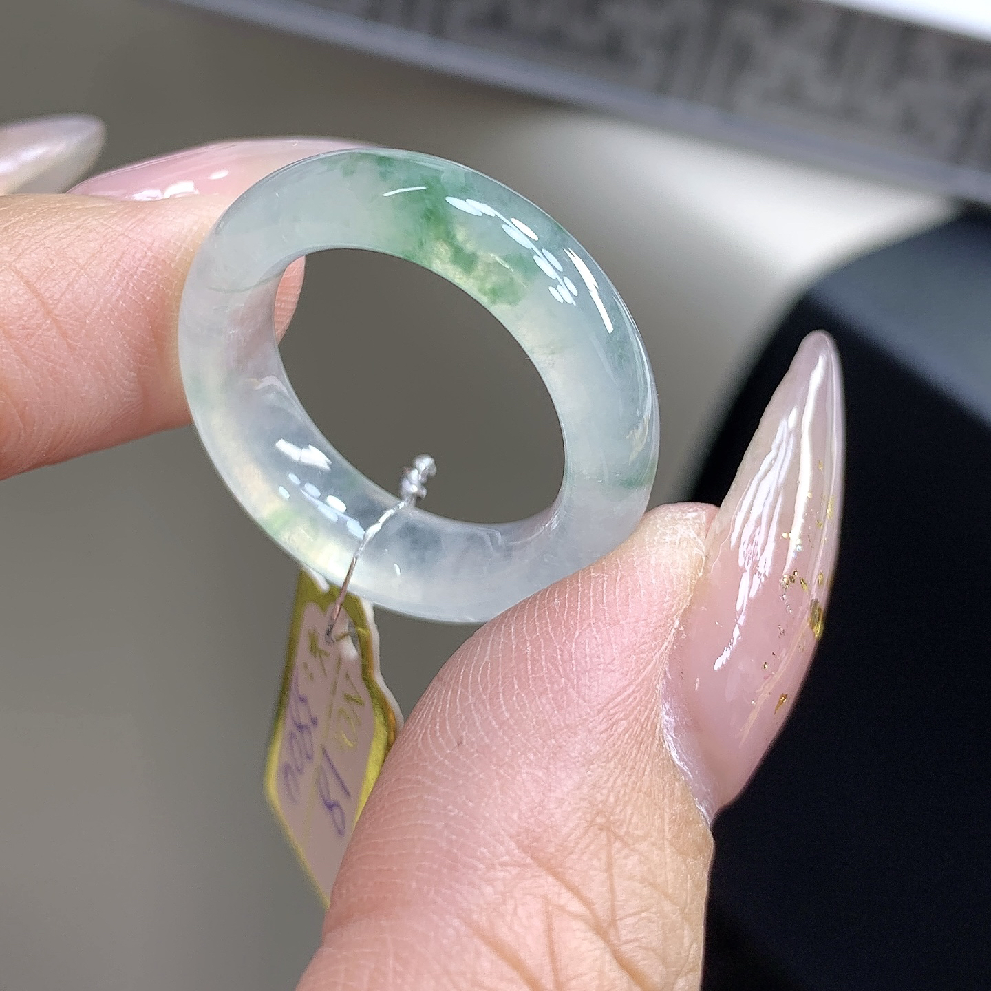 冰种飘花缅甸翡翠玉戒指 18号 起光通透 尺寸17.9-6.6-4.2mm