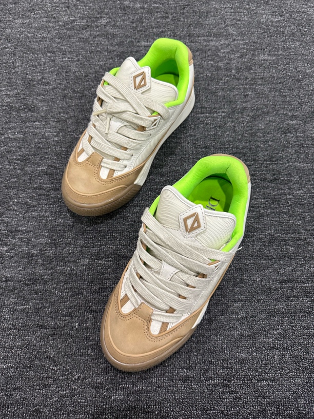 99新 DIOR/迪奥 Dior b713 travis Scott 板鞋 41 原盒 98新