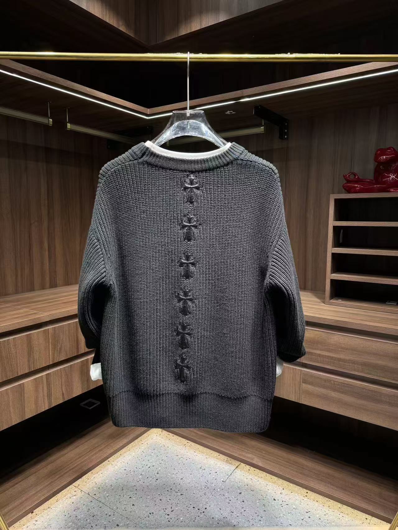 【闹闹男装】089轻奢高级感2025十字架针织圆领毛衣高智淡人潮流