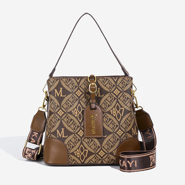 正 2941 棕色 手提斜挎包（长22宽12高20）