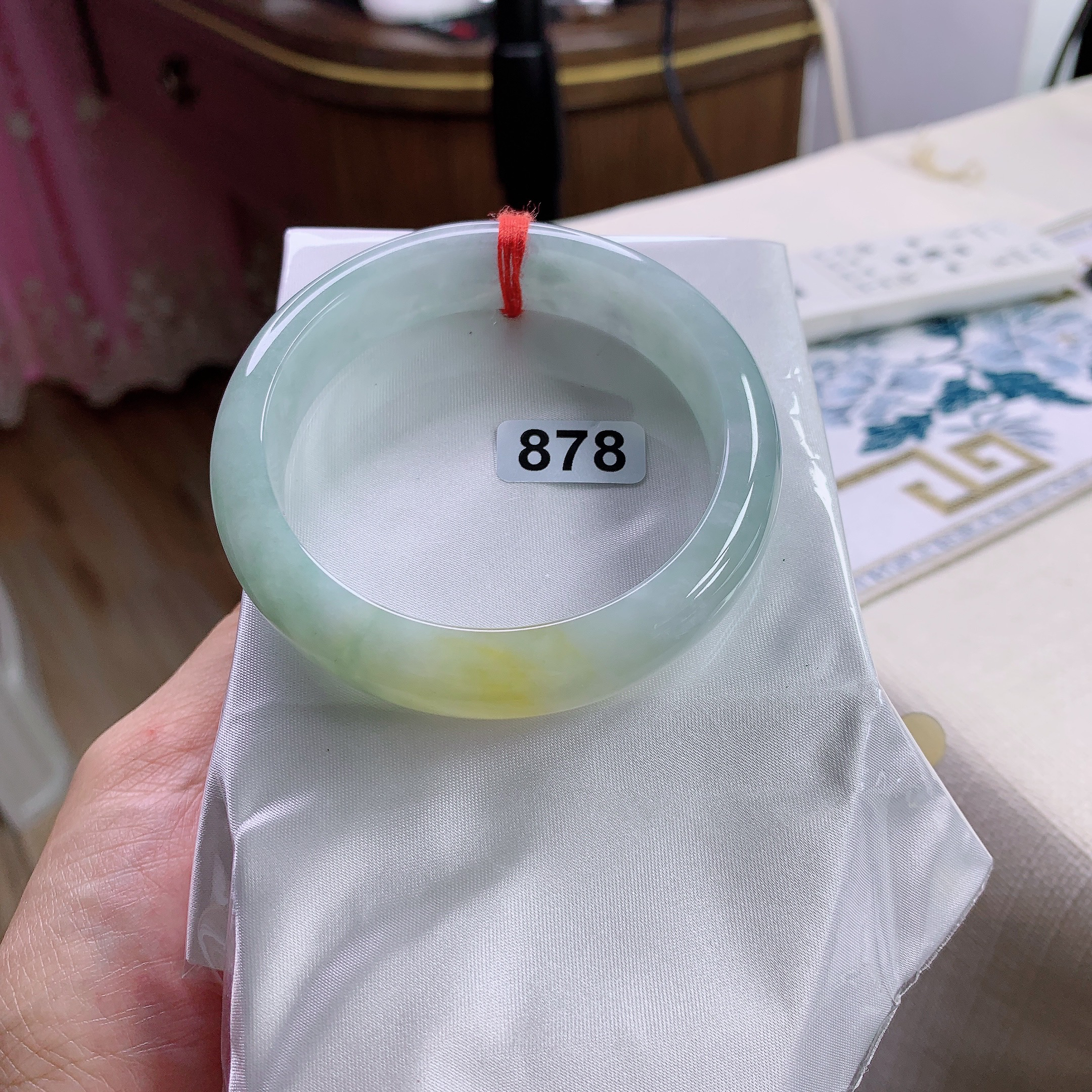 55-56圈 缅甸天然冰黄翡手镯宽边