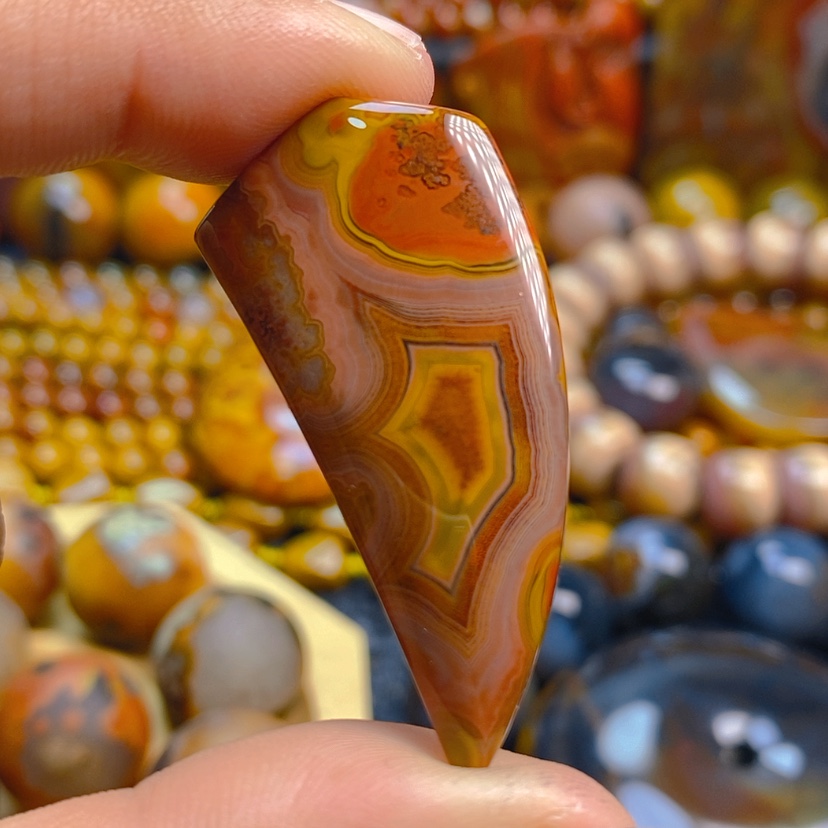 【闪购商品】玛瑙/玉髓颈饰未镶嵌战国红