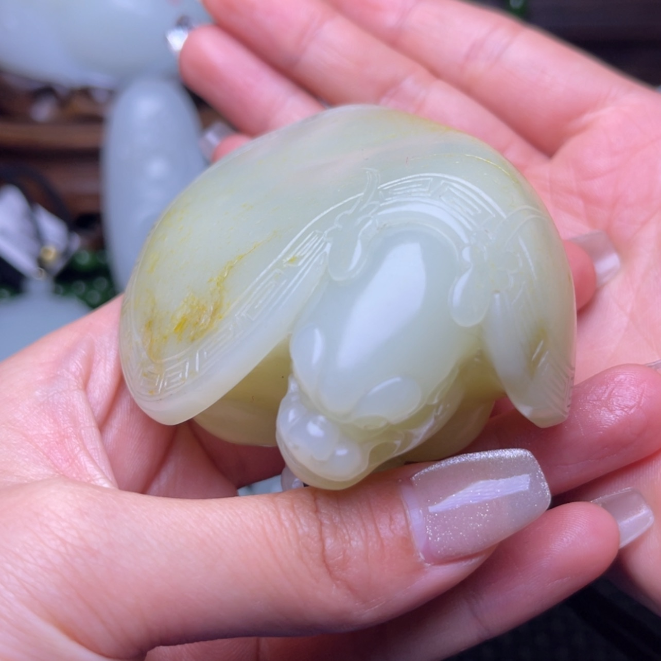 【闪购商品】和田玉挂件未镶嵌酱*油