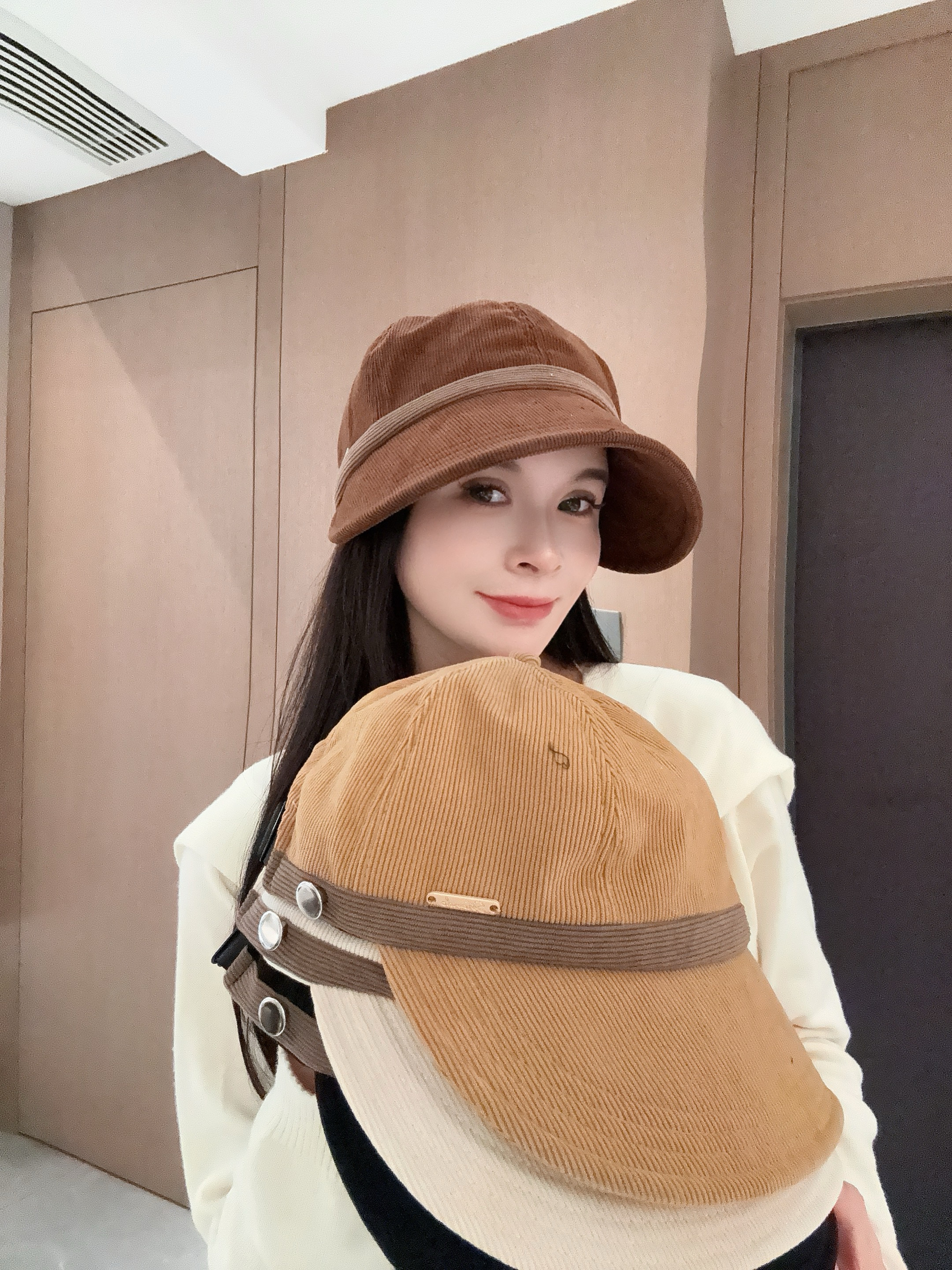  秋冬ins网红复古鸭舌帽百搭时尚气质显脸小马术帽休闲潮流