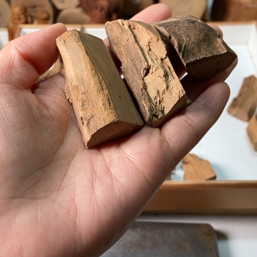 【闪购商品】老山檀香小*莫存放60年的药材料，奶香甜
