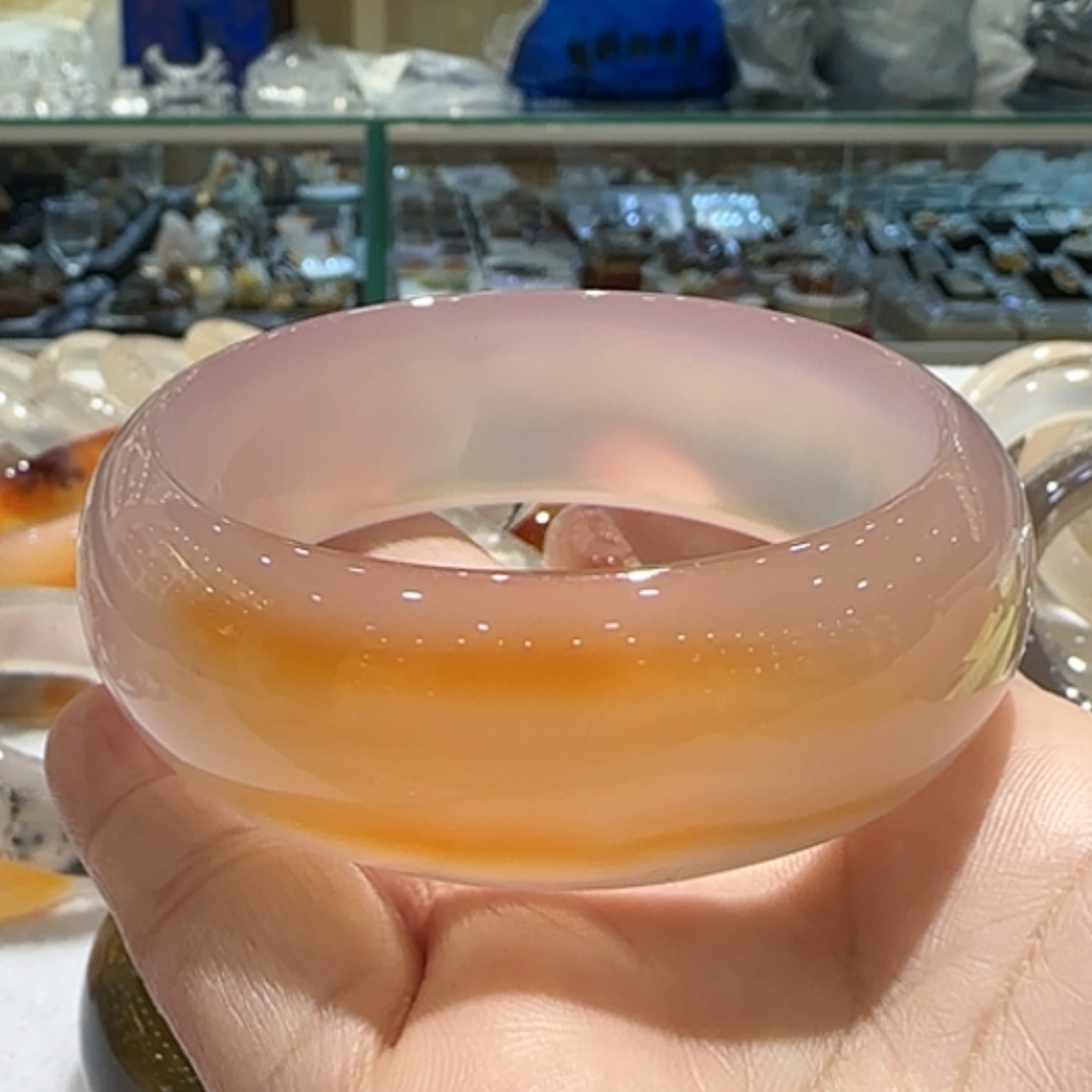 【闪购商品】玛瑙/玉髓手镯未镶嵌F****?