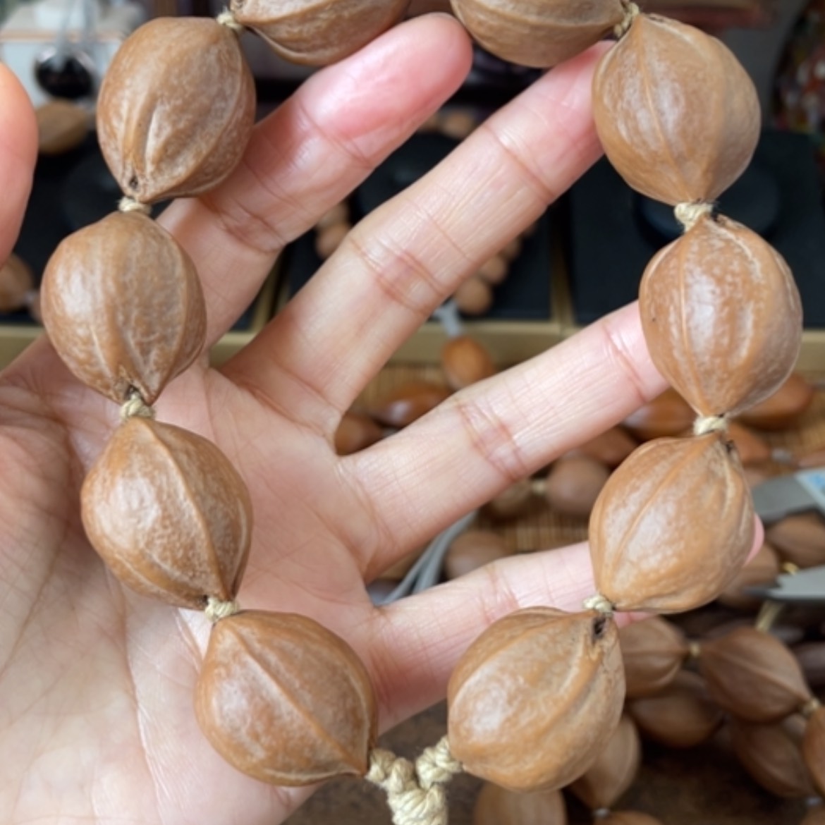 【闪购商品】橄榄核核雕金**起梅林铁核2.1*2.7手串