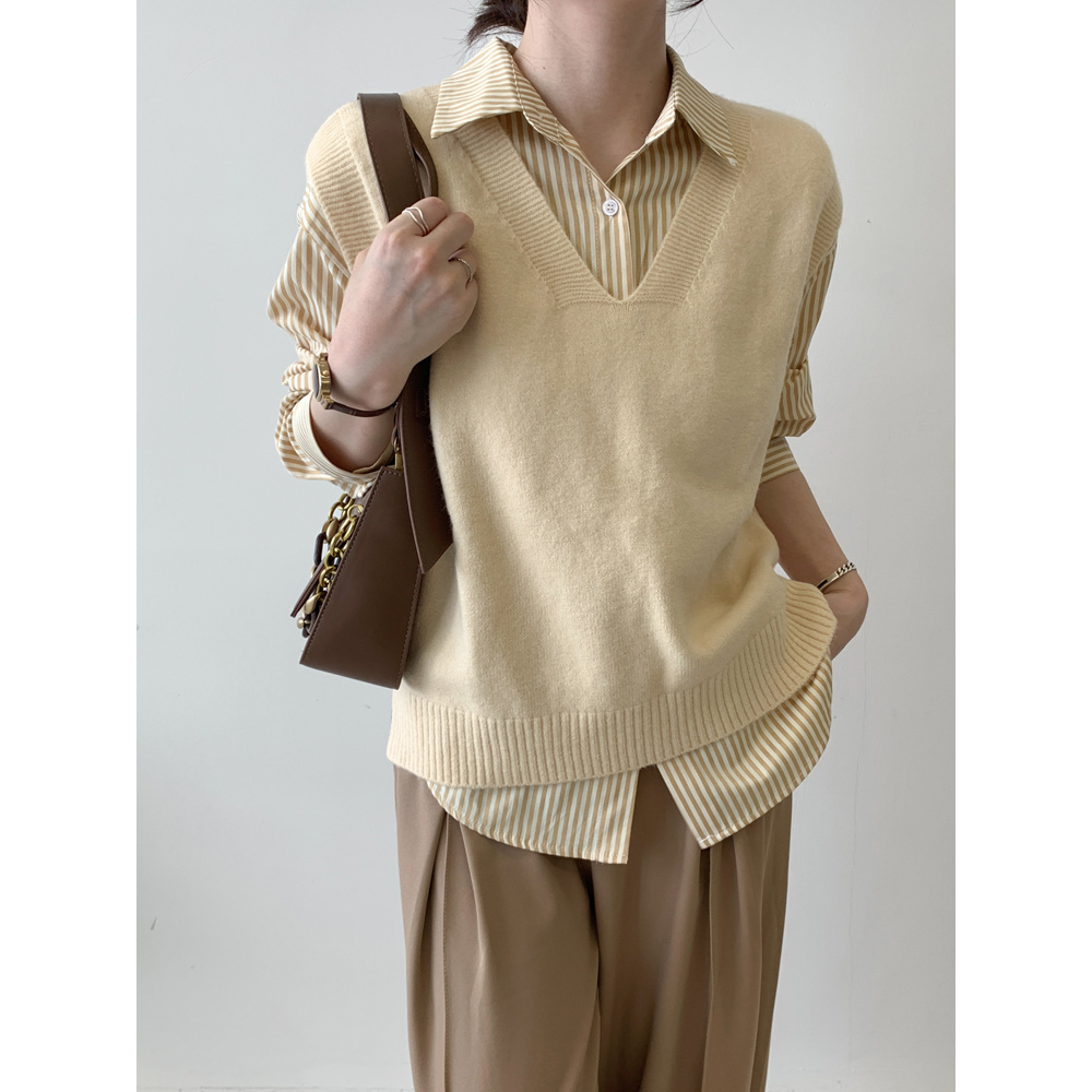 秋季叠穿条纹衬衫两件套女新款简约休闲盐系穿搭v领马甲背心套装