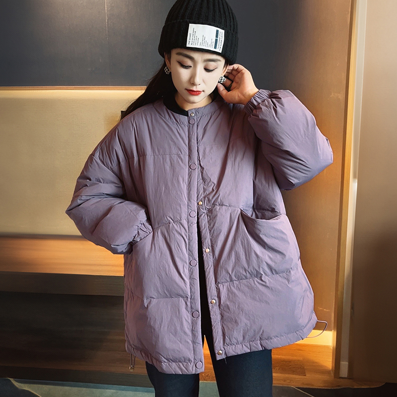 大码羽绒服女200斤中长款黑时尚网红百搭宽松无帽粉色休闲圆领款