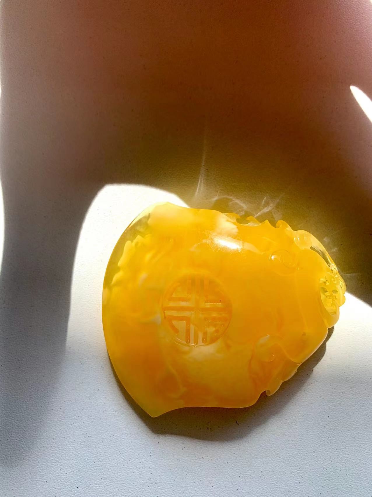 【小蜜珠宝】精品俄料白花大师雕刻件（实物以直播间为准）739