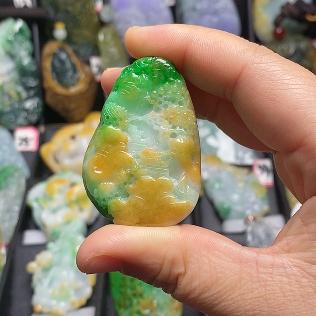 【闪购商品】翡翠颈饰未镶嵌倩*姐