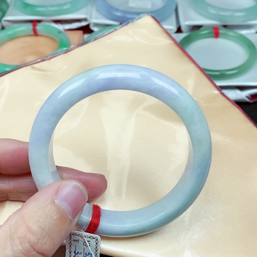 【闪购商品】翡翠手镯未镶嵌烟*火