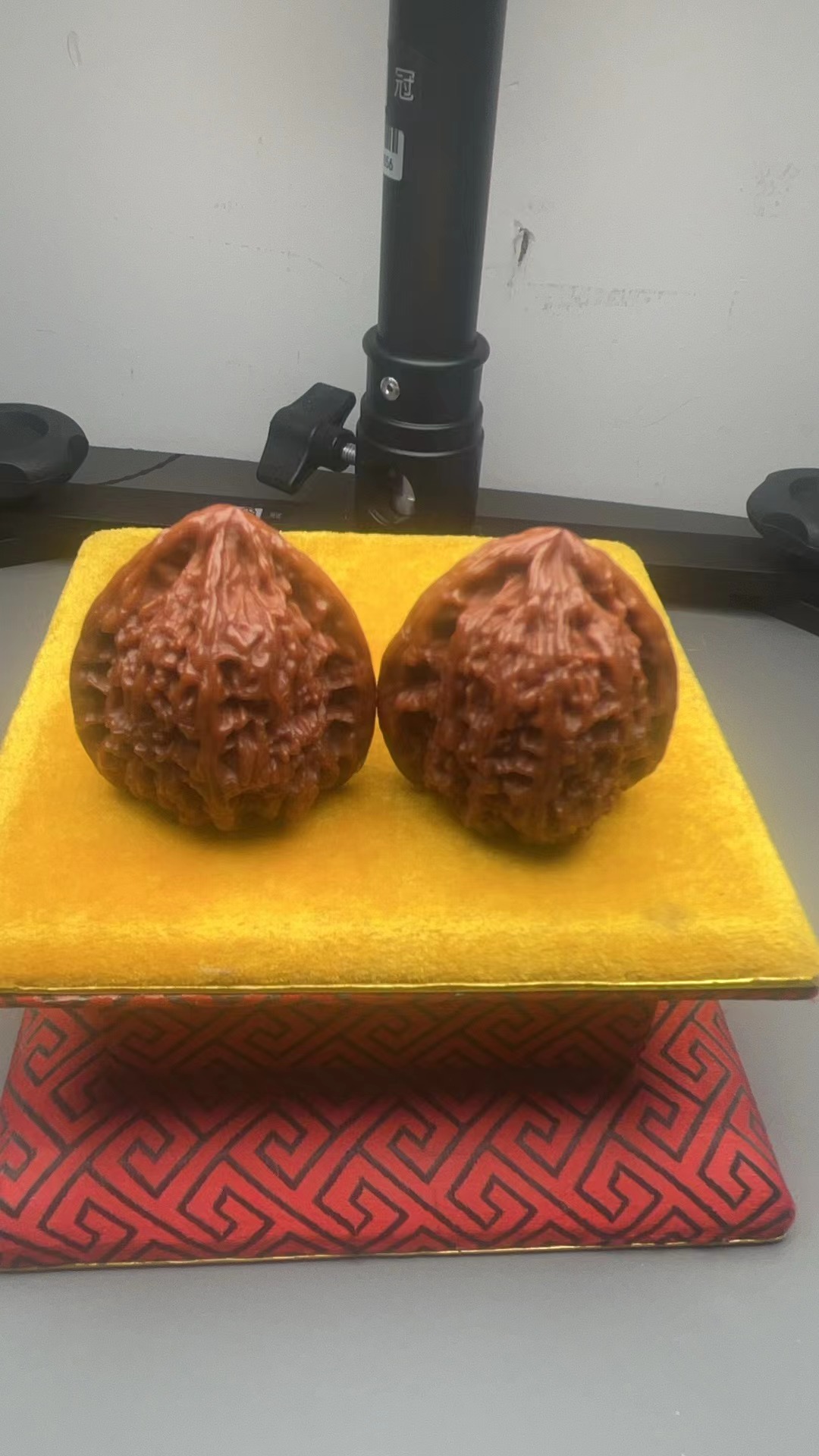 三角南将石狮子头全品无暇纯手盘3年多三角桩边39.5高39肚37.8