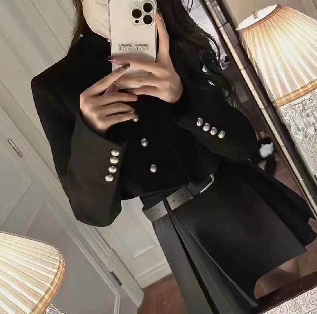 小派彩服饰多价格链接~秋冬气质网红风修身性感2024新款外套