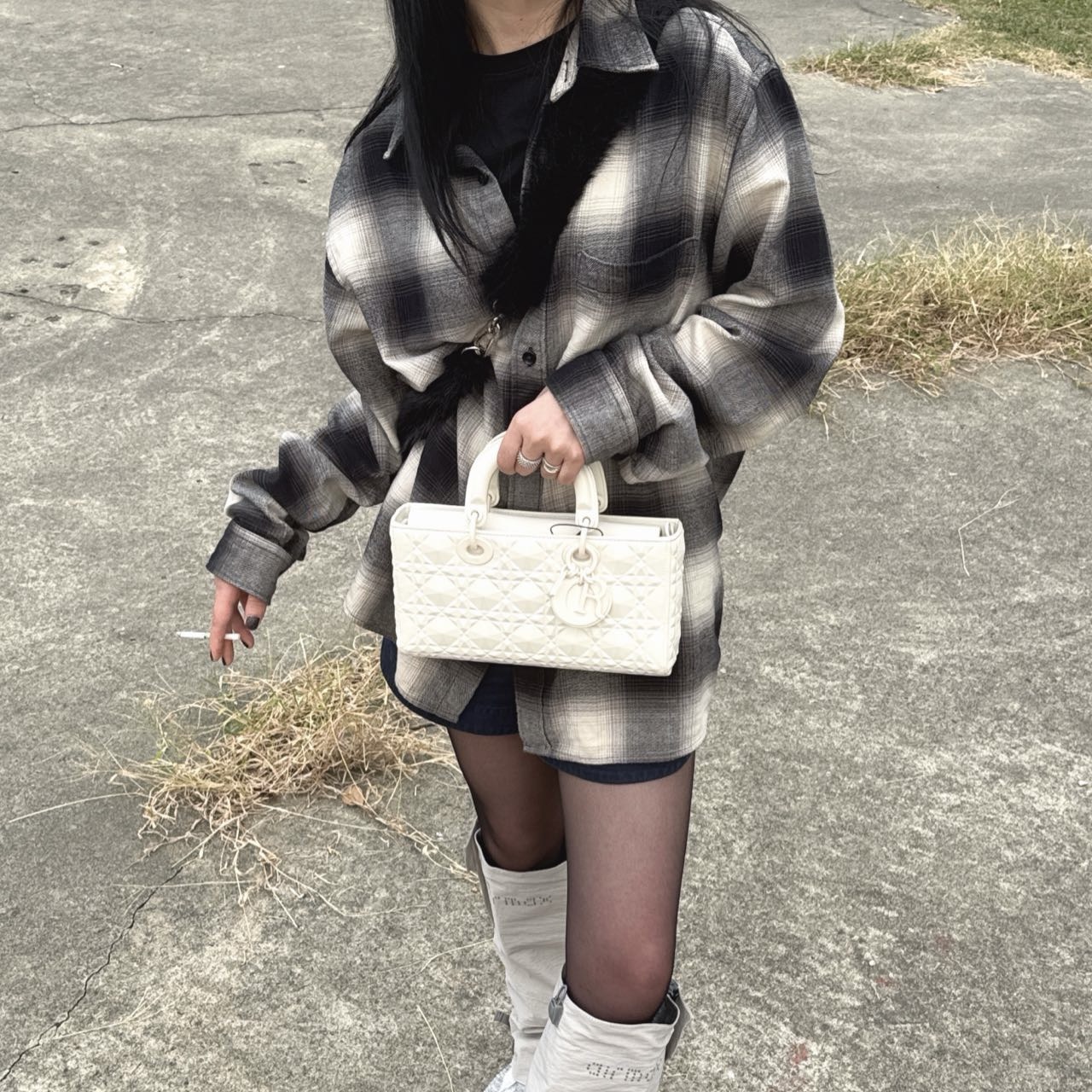 99新 Dior/迪奥 横版戴妃 钻石藤格纹 白色/公价 43000