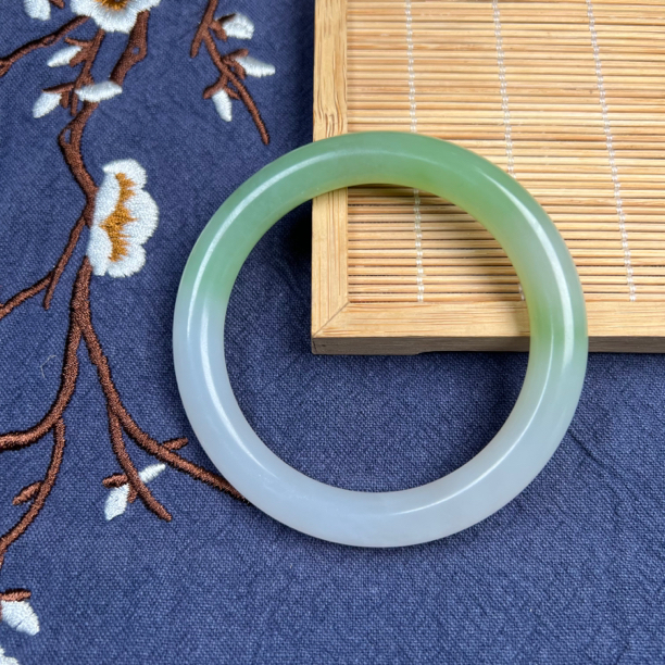 仙玉恒如何选择手镯圈口