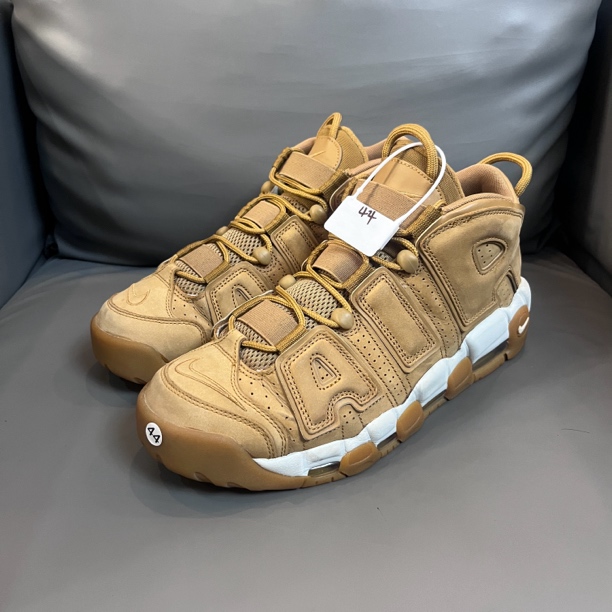 90新 NIKE/耐克 44码皮蓬球鞋小麦无盒93新已鉴定洗护公价