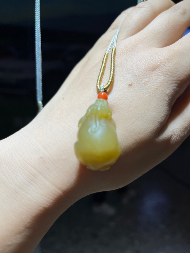 和田玉糖料貔貅