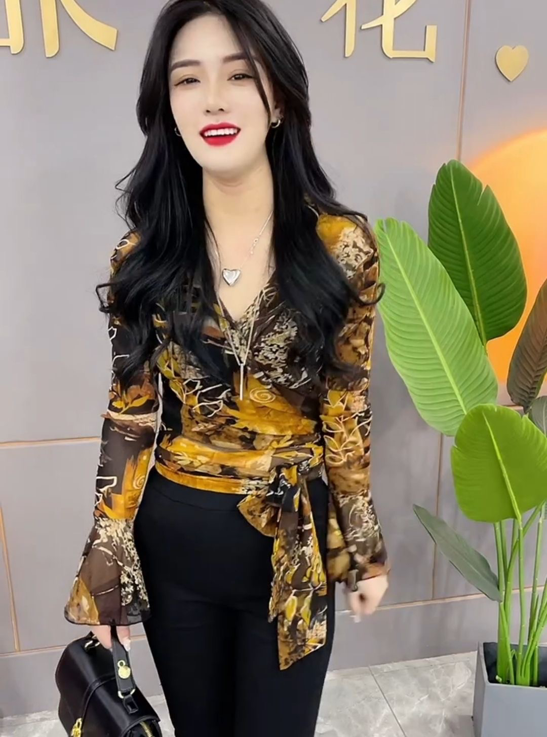 网纱打底衫高弹力系带开衫亲肤打底衫女装百搭欧货洋气上衣