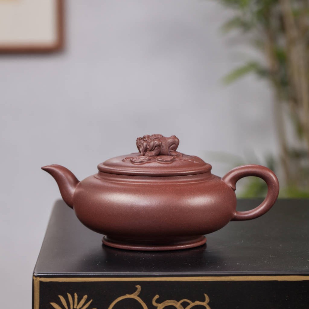 纳财壶，精心制作 泥料;原矿底槽青，容量：330左右