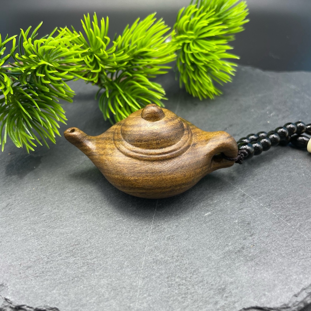 【玉见】东帝汶虎皮沉沉香木老料【把把壶】沉水级手把件精品手工雕刻