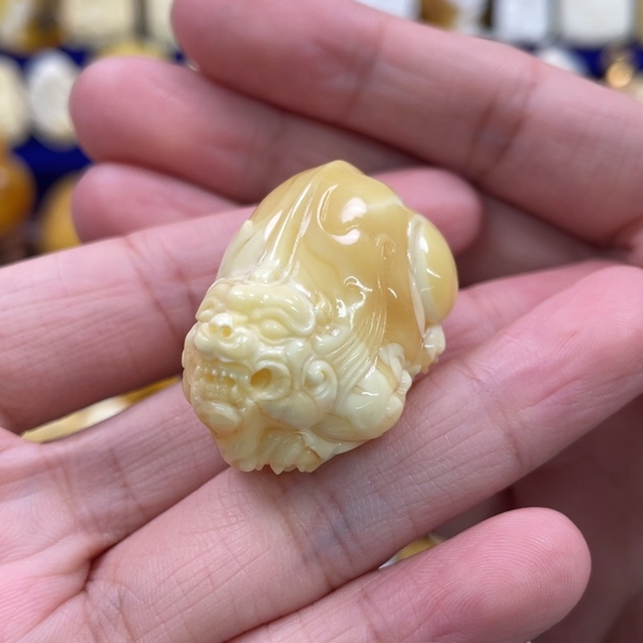 琥珀裸石未镶嵌琥珀蜜蜡貔貅吊坠