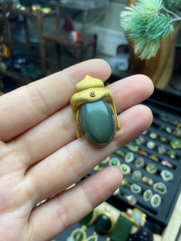 和田玉18k金镶嵌无相佛吊坠（高36.宽22.厚10。总重11.33克）