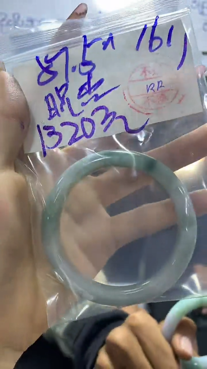 【闪购商品】定制翡翠未镶嵌手镯57.5#1320元不支持退换