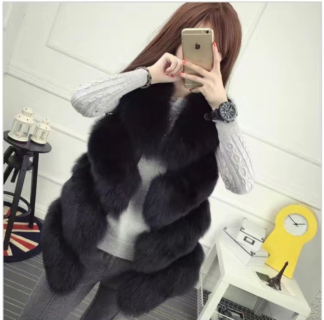 时尚百搭狐狸毛马甲短款（以直播间为准）