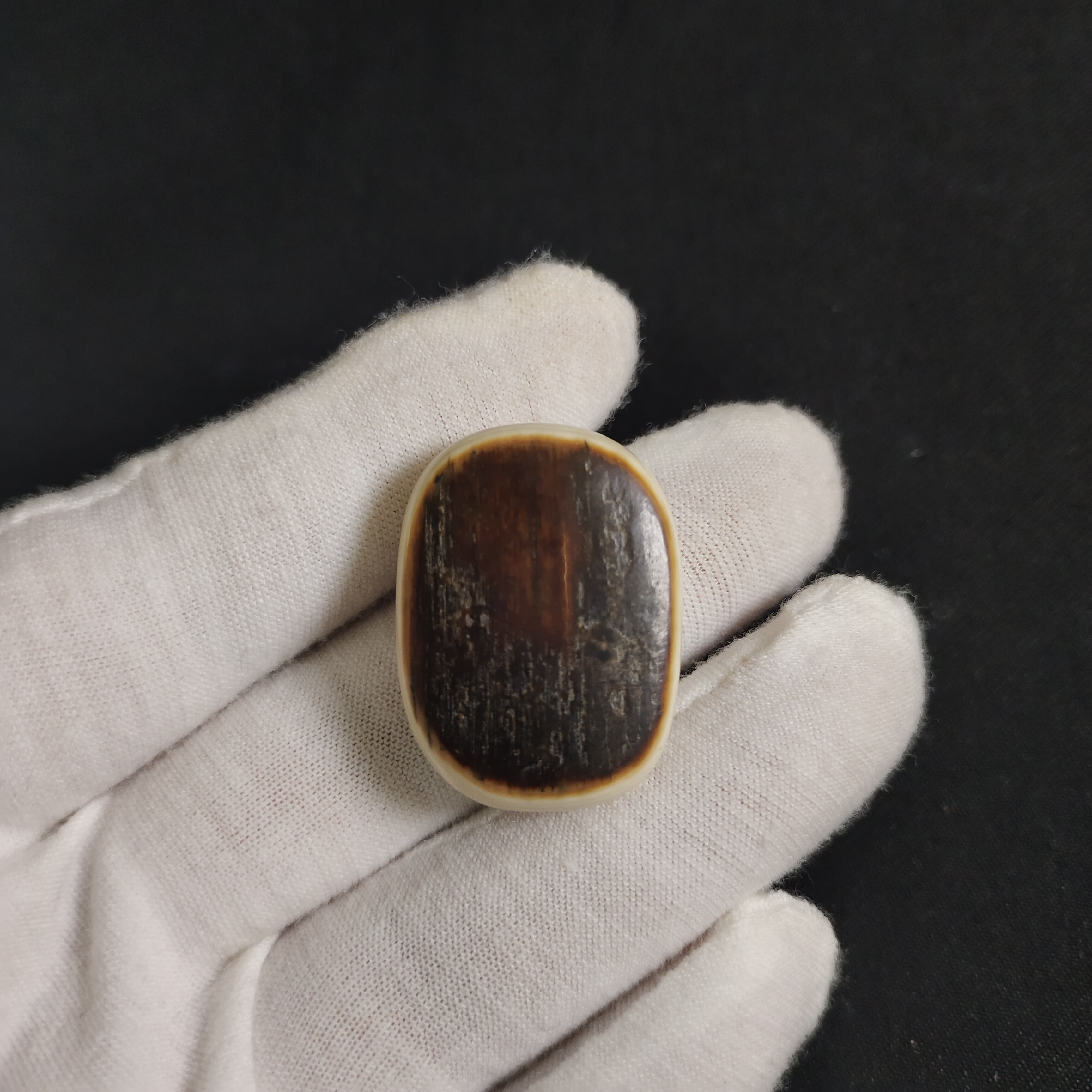 J111213 只做天然猛犸牙 带皮肥皂牌 长30x宽22x厚10.5mm