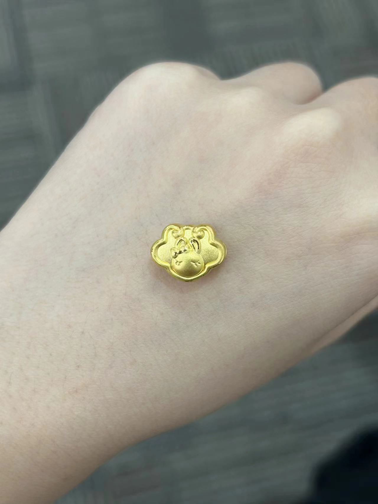 足金999 祥云兔通孔