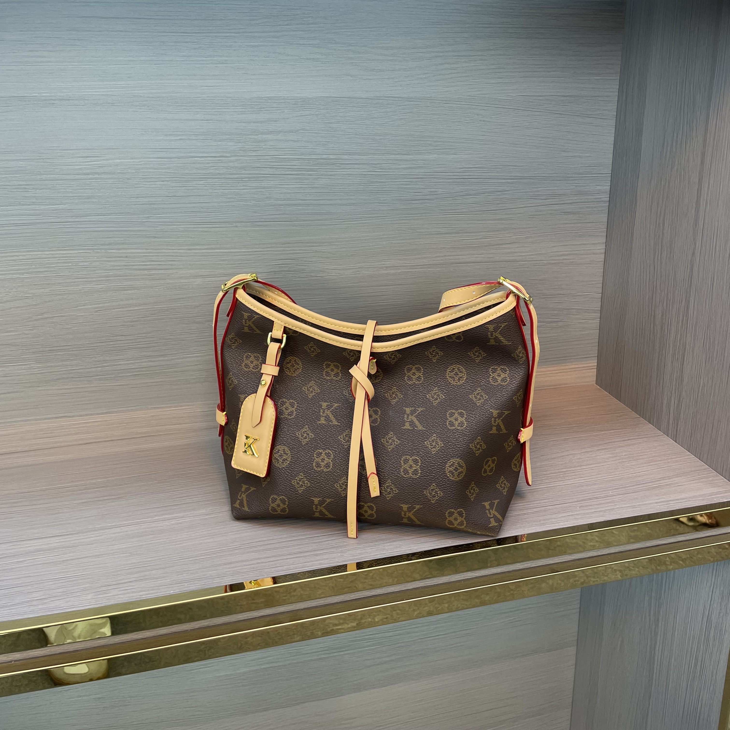 2025爆款大容量机场托特包