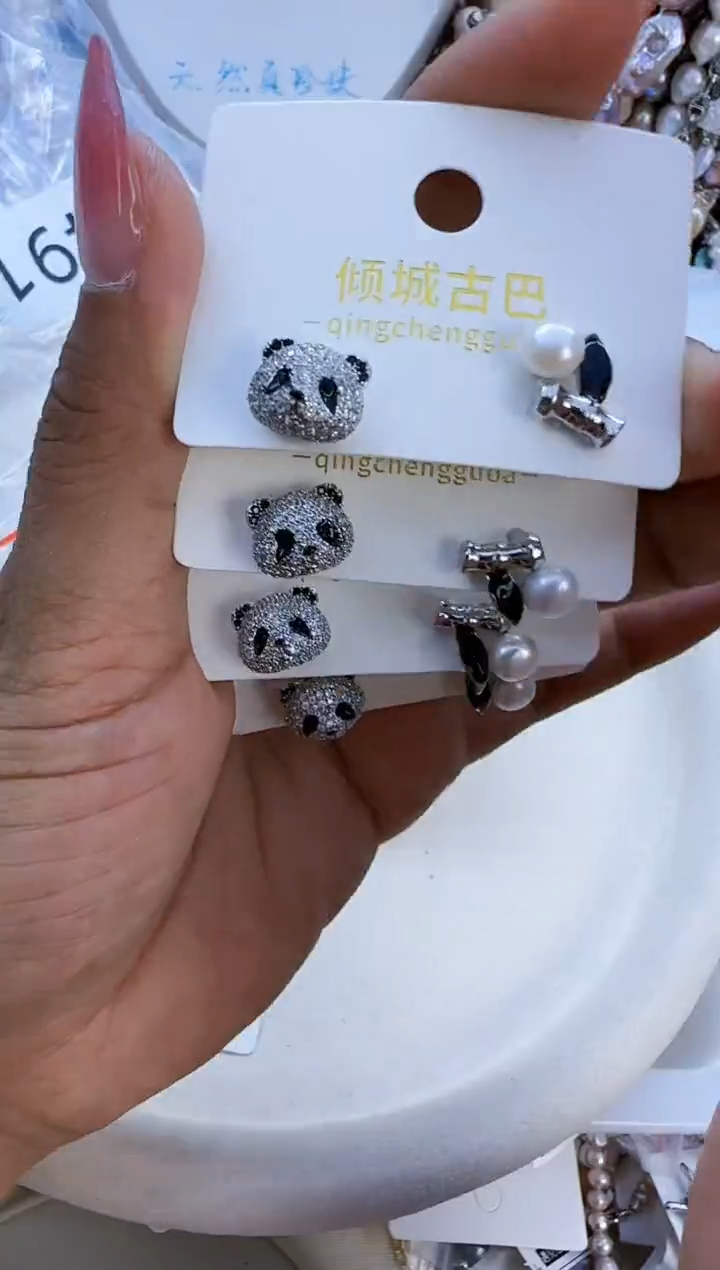 【闪购商品】淡水珍珠耳饰银S925镶嵌491